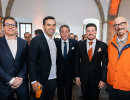 Movimiento Ciudadano (MC) es un partido político que ha tratado de desmarcarse de las fuerzas tradicionales. Sus estrategias de comunicación apuestan sobre todo al sector digital.