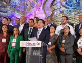 Este lunes, la SEP dio marcha atrás a la finalización anticipada del ciclo escolar. Un hecho que refleja la toma de decisiones en nuestro país.