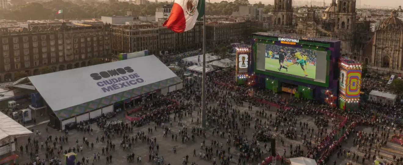 México, como país, se encuentra en un momento clave de definición. Así recibe el Mundial de Futbol.