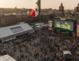 México, como país, se encuentra en un momento clave de definición. Así recibe el Mundial de Futbol.