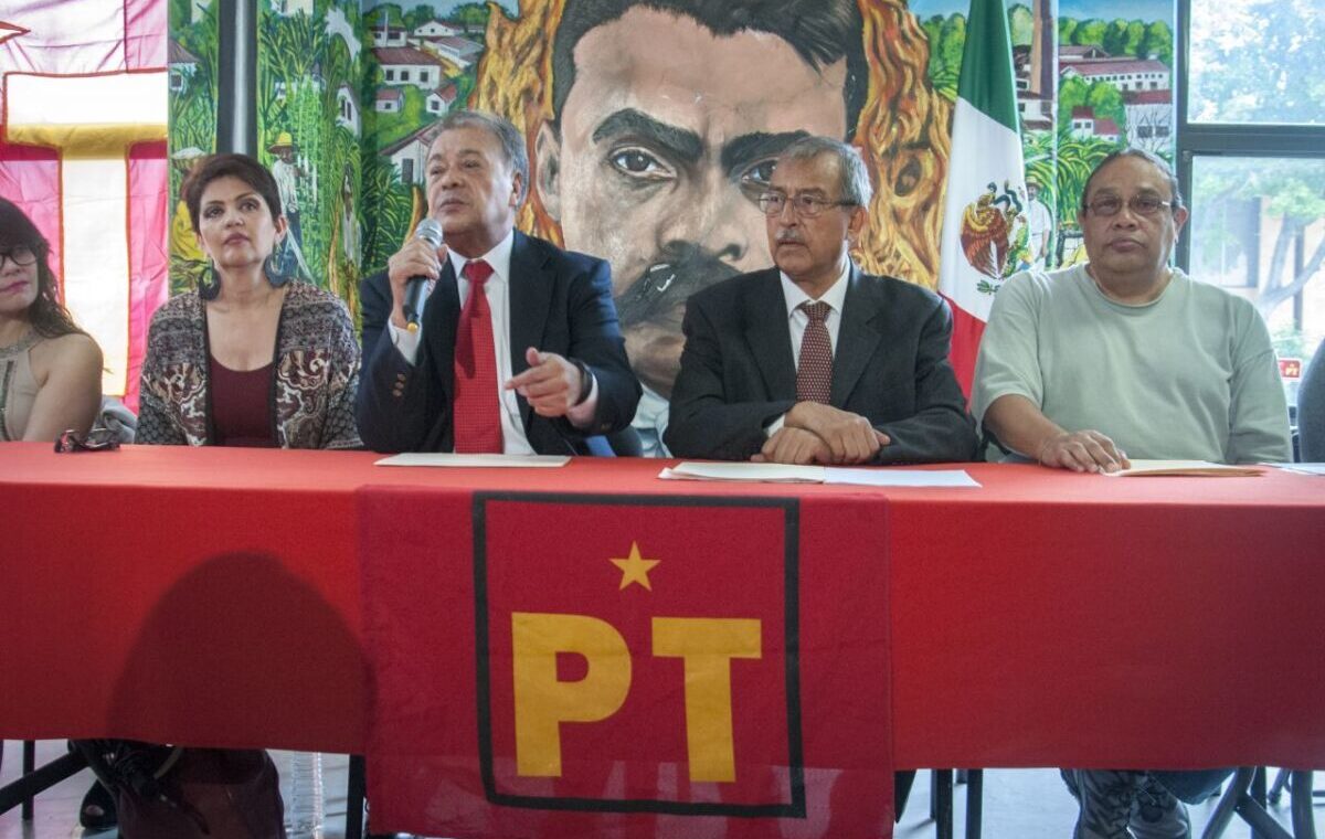 El Partido del Trabajo (PT) ha desarrollado una estrategia que lo mantiene vigente a pesar de ser una fuerza política minoritaria.