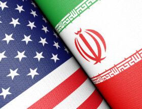 Tras el conflicto bélico, llega una tensa calma tras el acuerdo entre los Estados Unidos e Irán.