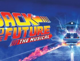 El musical de "Volver al futuro", una de las sagas más exitosas del cine, llegaría al teatro mexicano para deleite de los fans.
