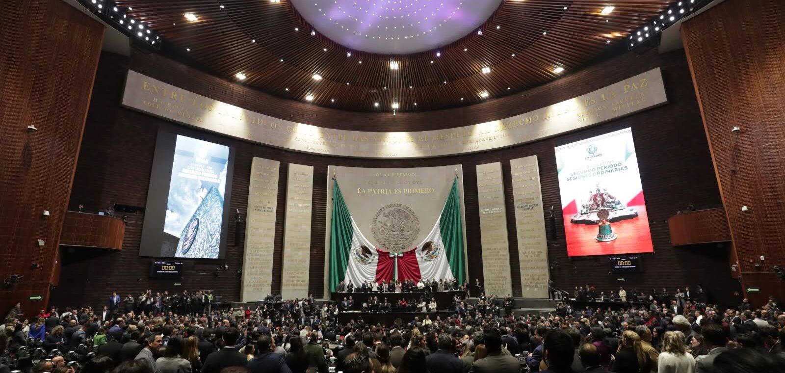 La salida del Congreso de 30 legisladores para buscar una gubernatura revive una práctica histórica y reabre el debate sobre el papel del Poder Legislativo.