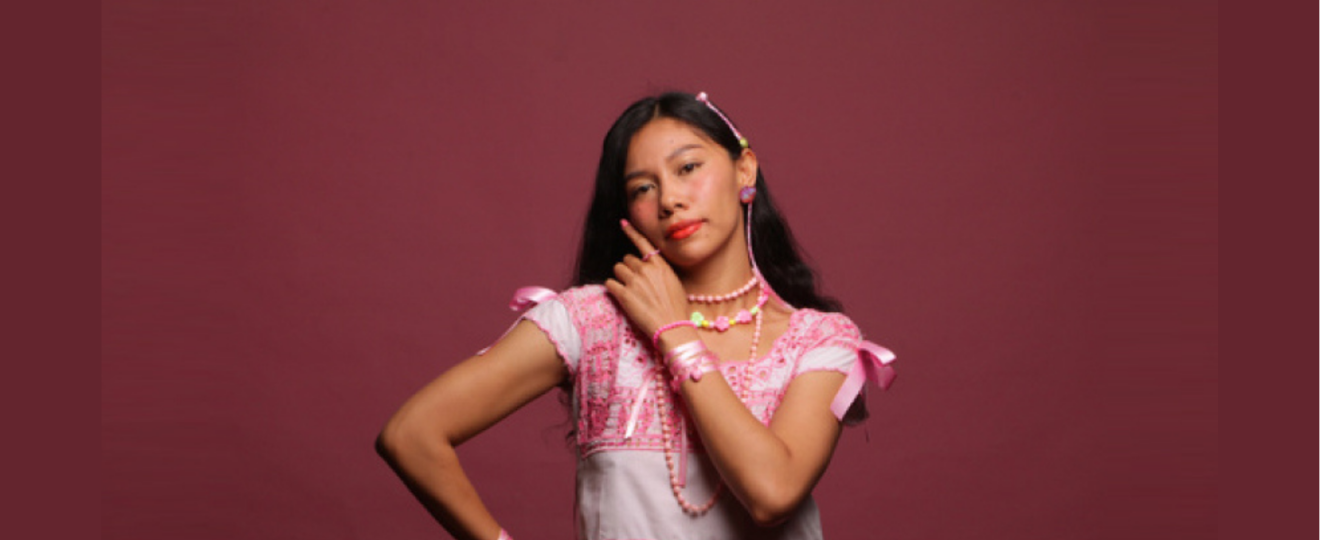 Azalea Báalam abre la puerta a las lenguas originarias y culturas de nuestro país con su innovadora propuesta musical.