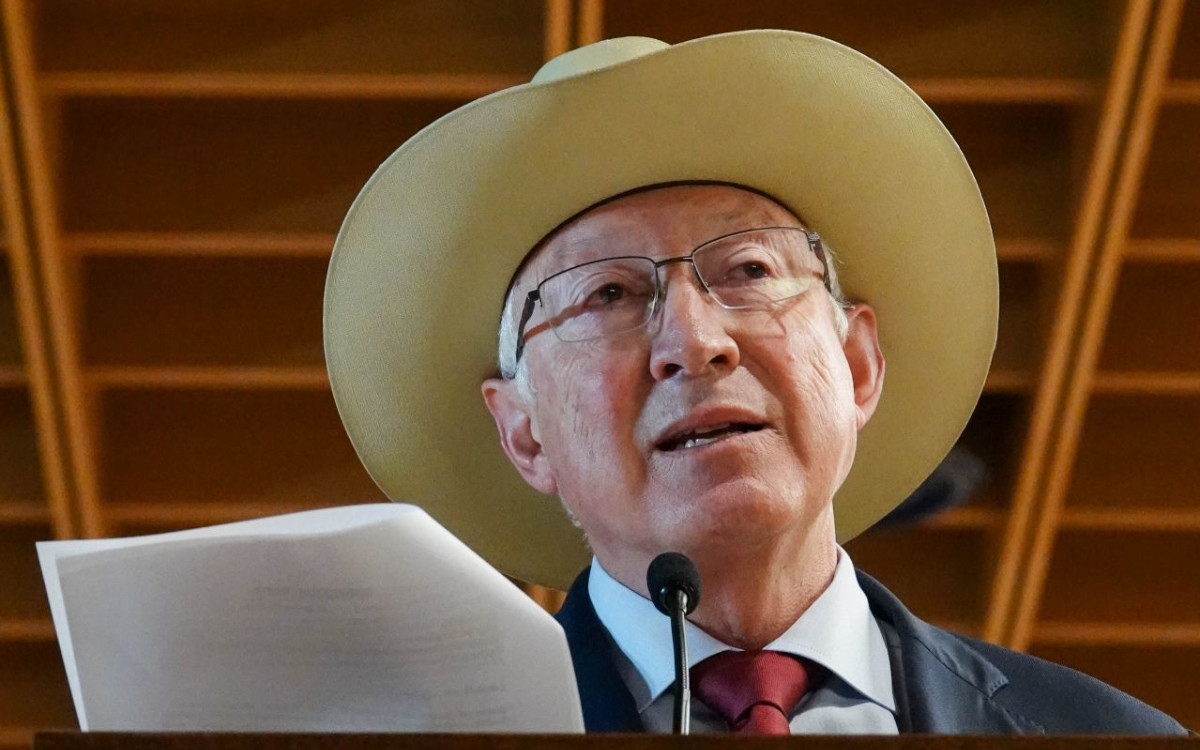 La denuncia hecha por la FGR y los dichos de Ken Salazar invitan a reflexionar sobre la confianza y transparencia en la relación bilateral en materia de seguridad.