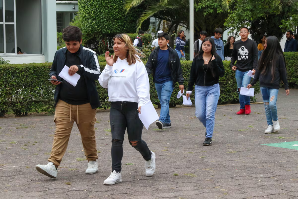 Reforma educativa. "Mi derecho, mi lugar".