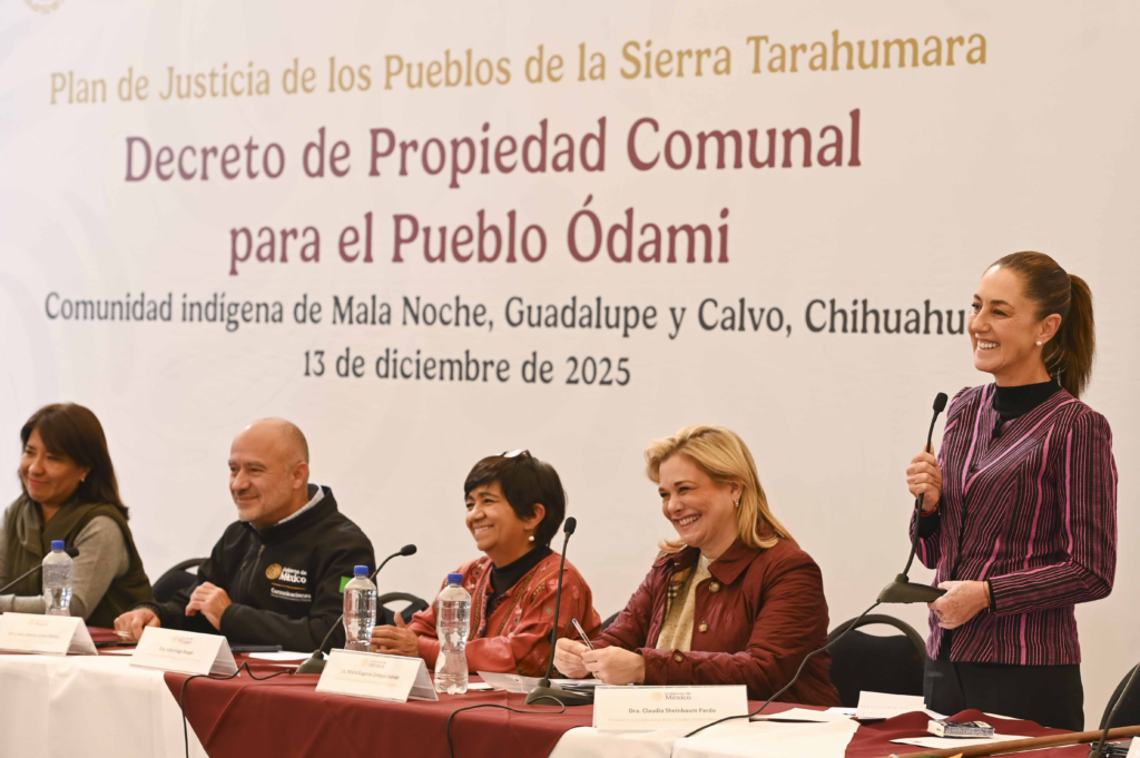 La presidenta Claudia Sheinbaum y la gobernadora Maru Campos.